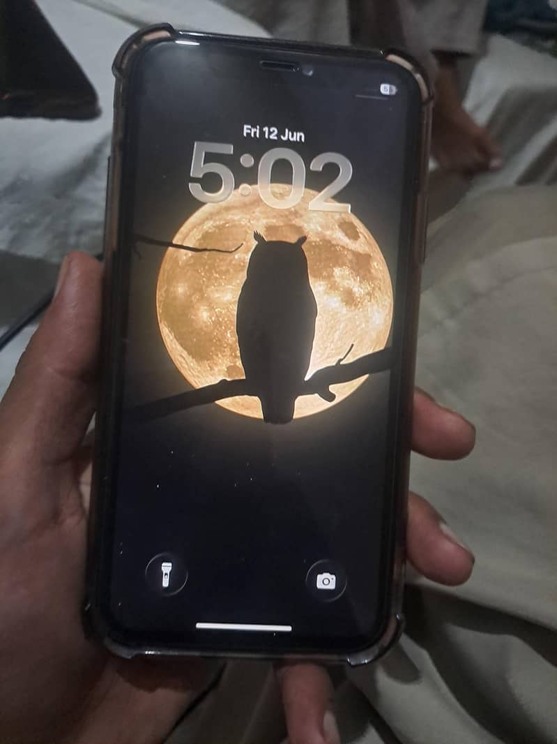 Apple iPhone 11 0