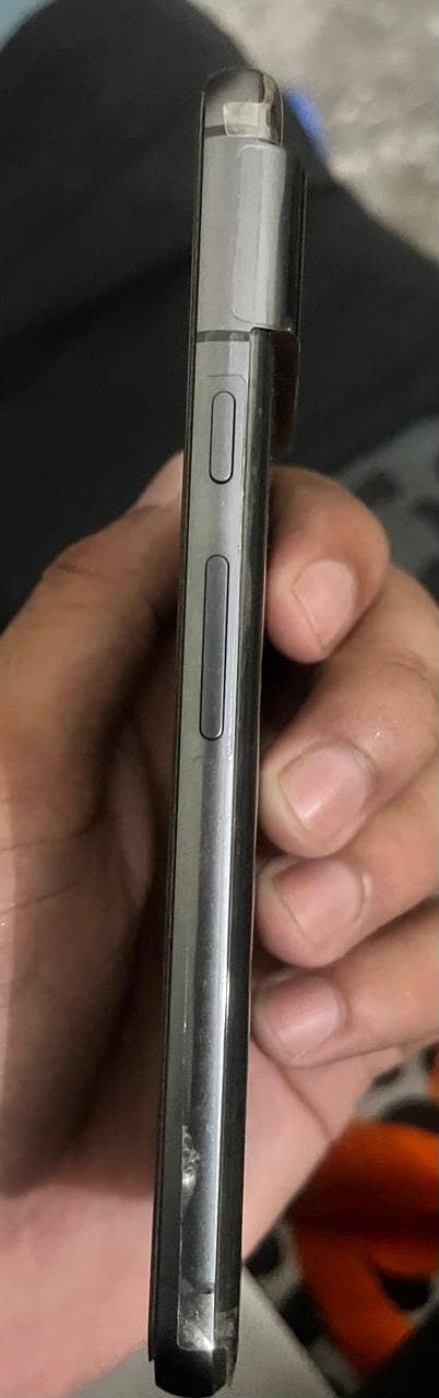 Google Pixel 8 5