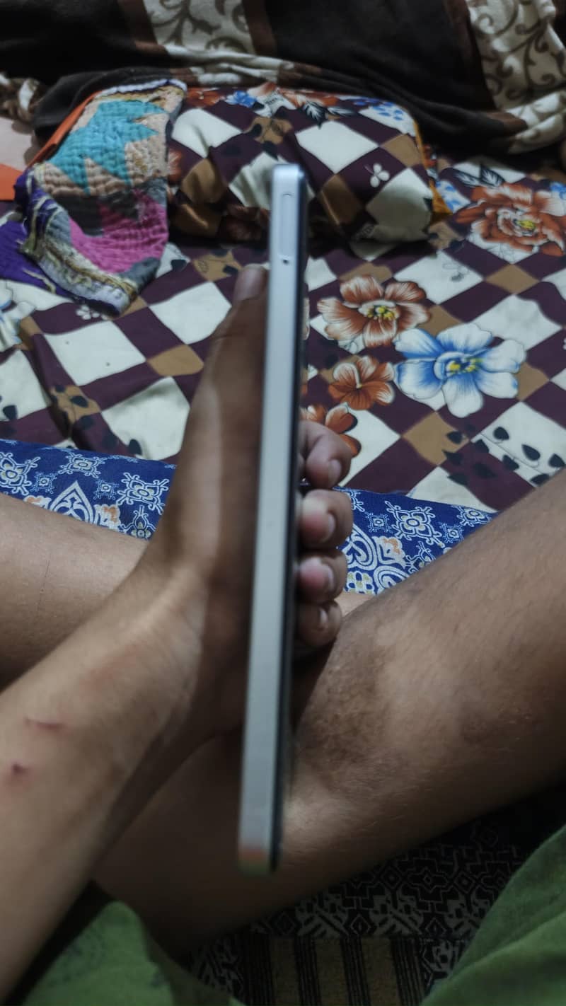 Realme C71 1