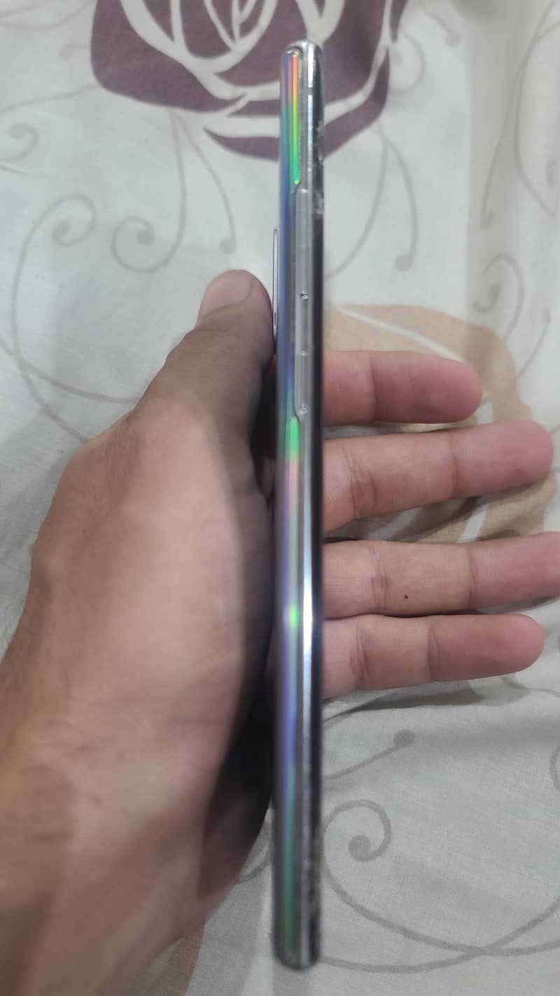 Samsung Mobile Note 10 Plus 4