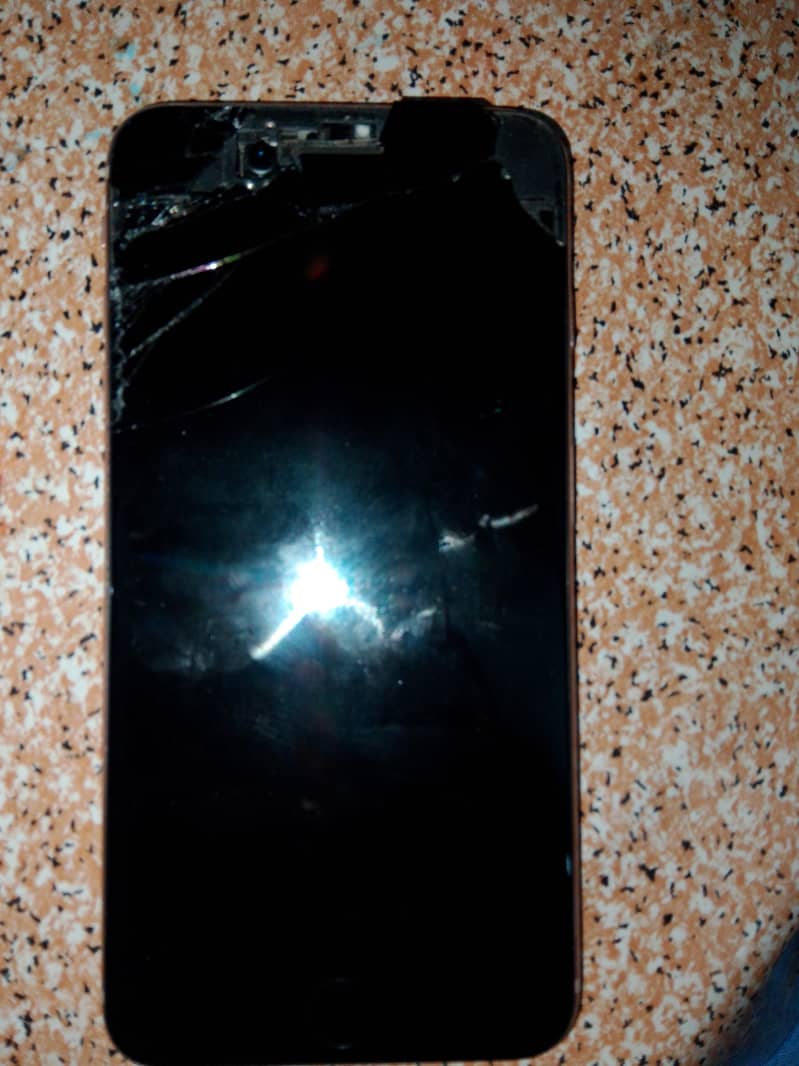 Apple iPhone 8 Plus 2