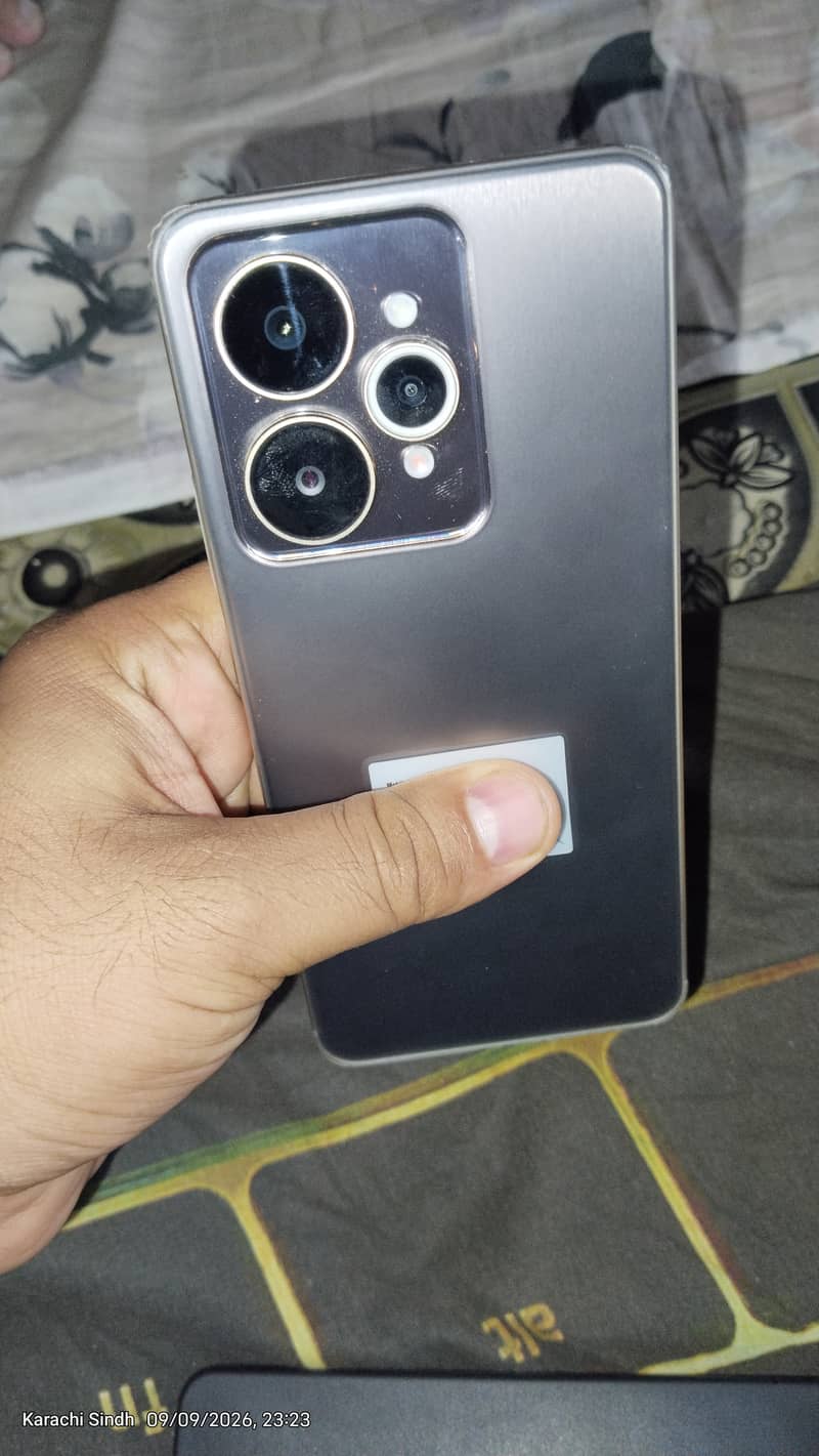 Realme 0