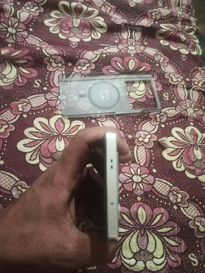 Infinix Note 40 3