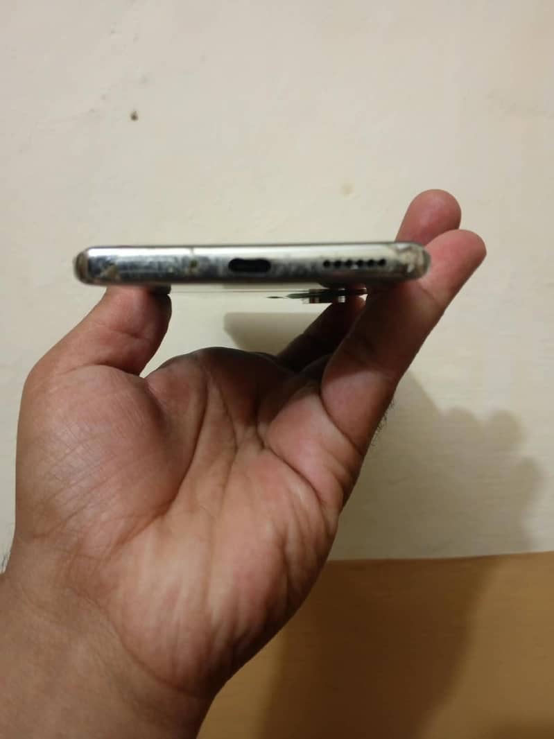 Tecno camon 40 pro 2