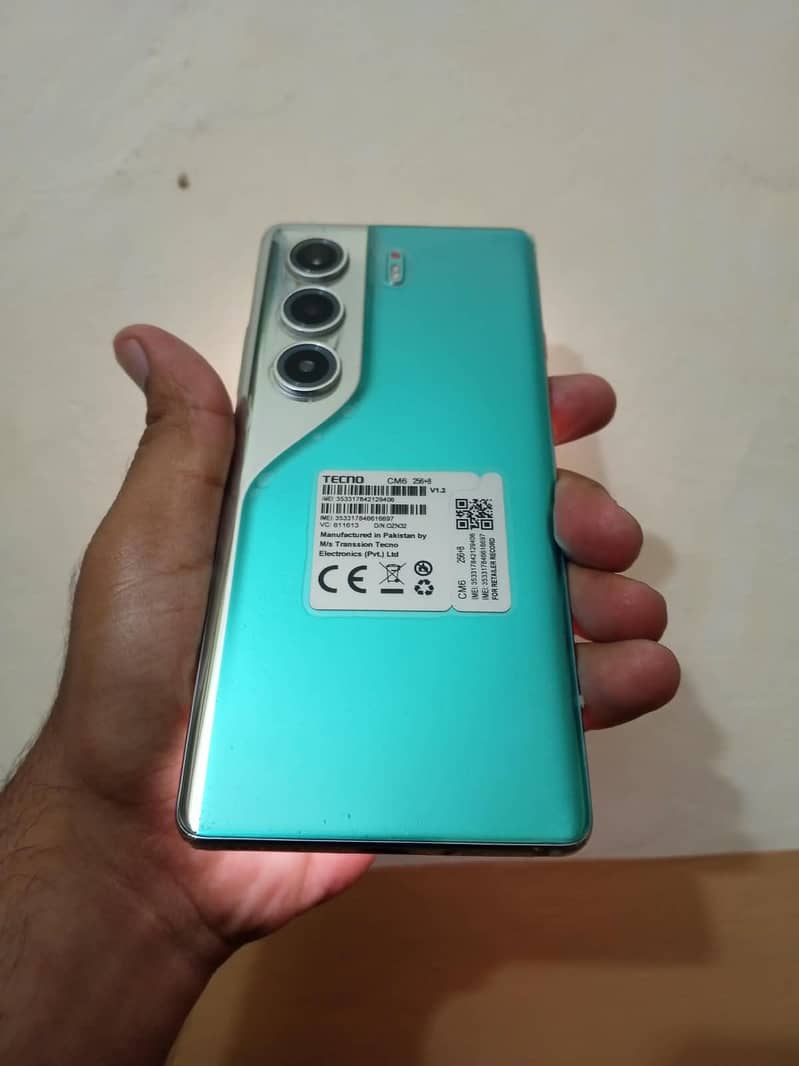 Tecno camon 40 pro 5