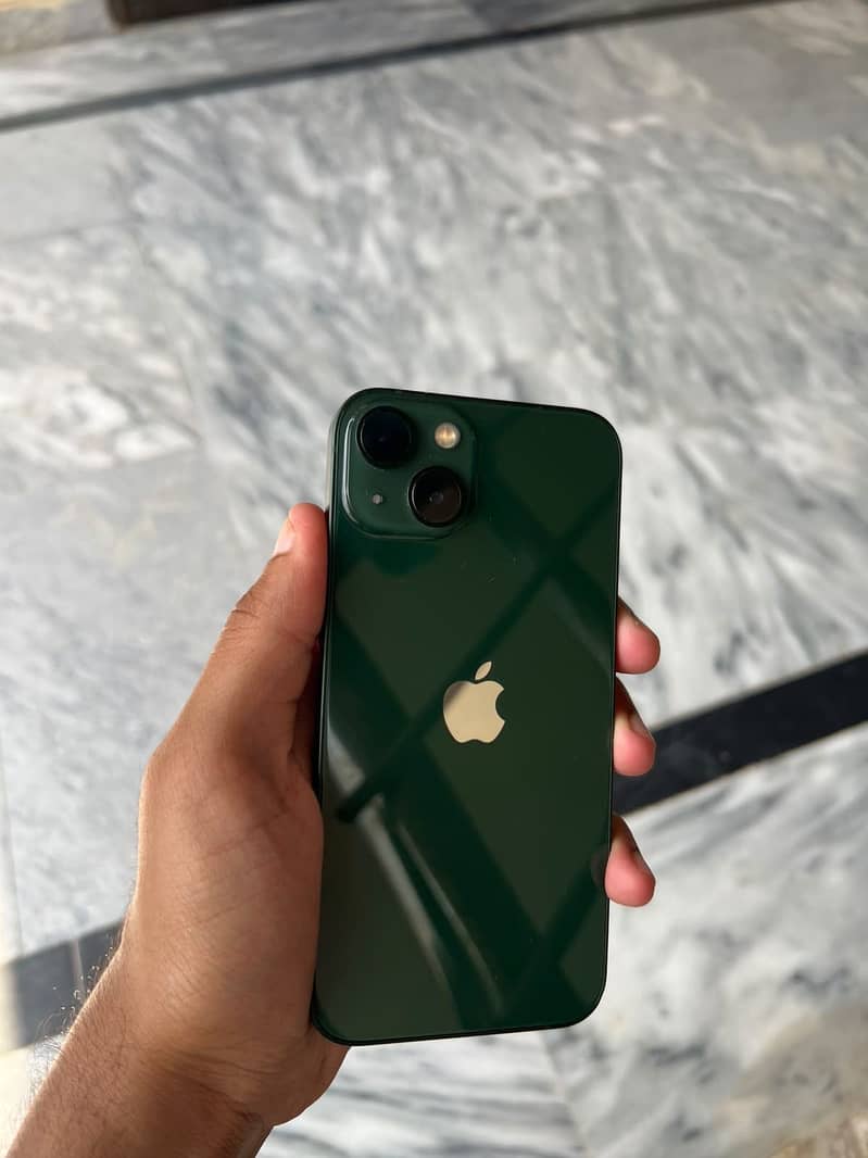 Apple iPhone 13 1