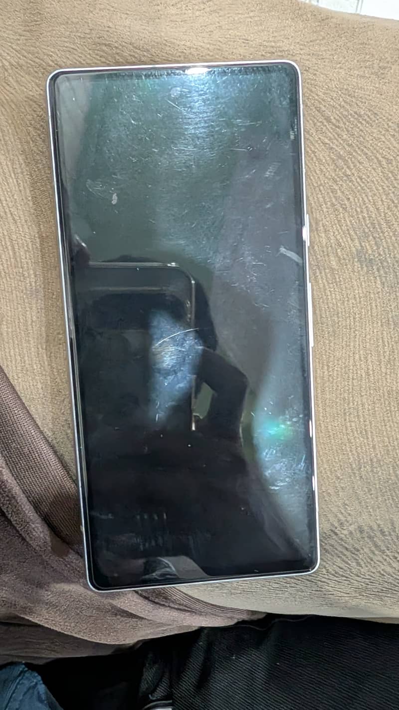 Google Pixel 7a 4