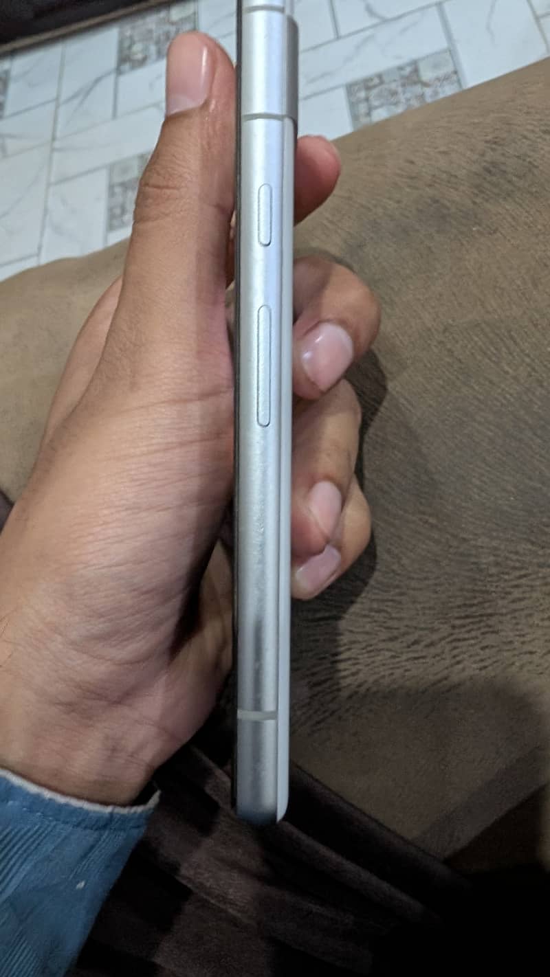 Google Pixel 7a 6