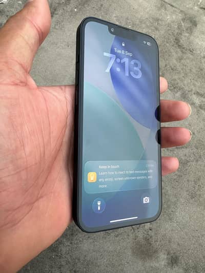 Apple iPhone 13