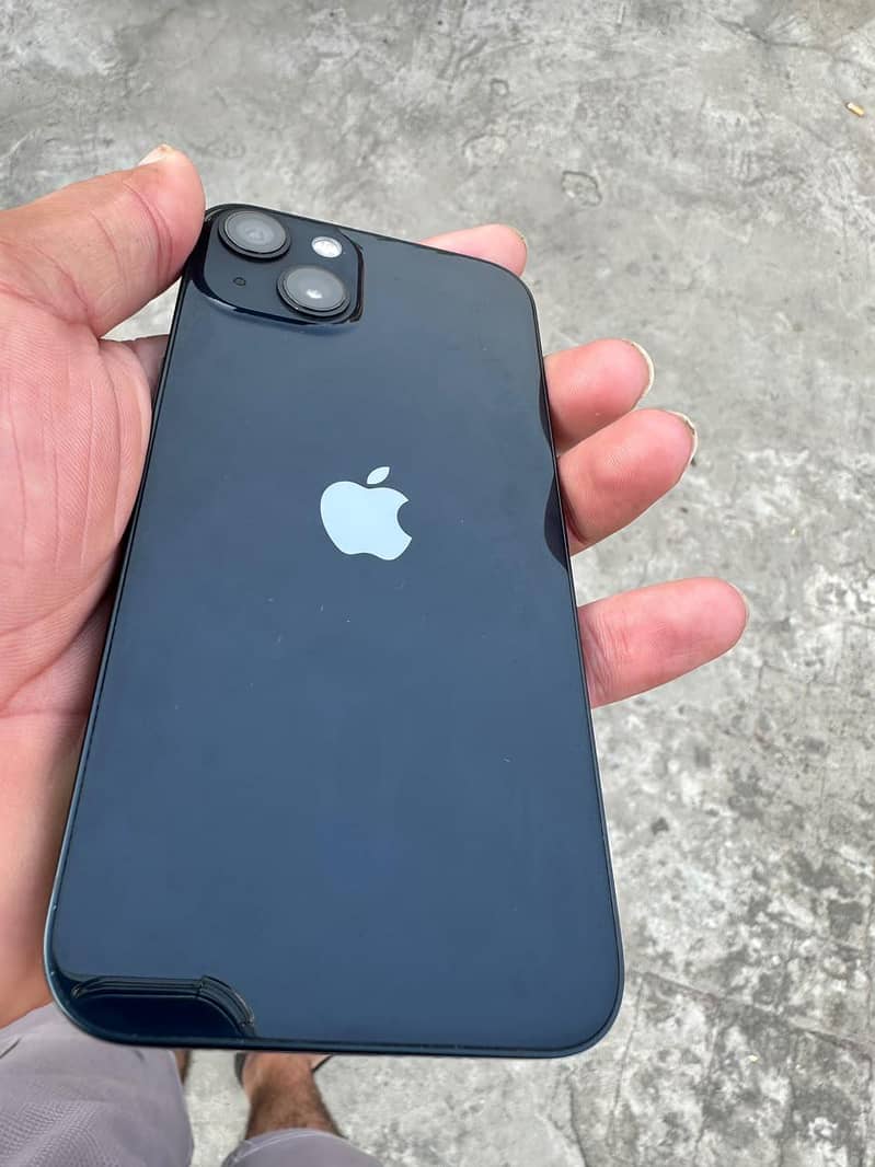 Apple iPhone 13 7