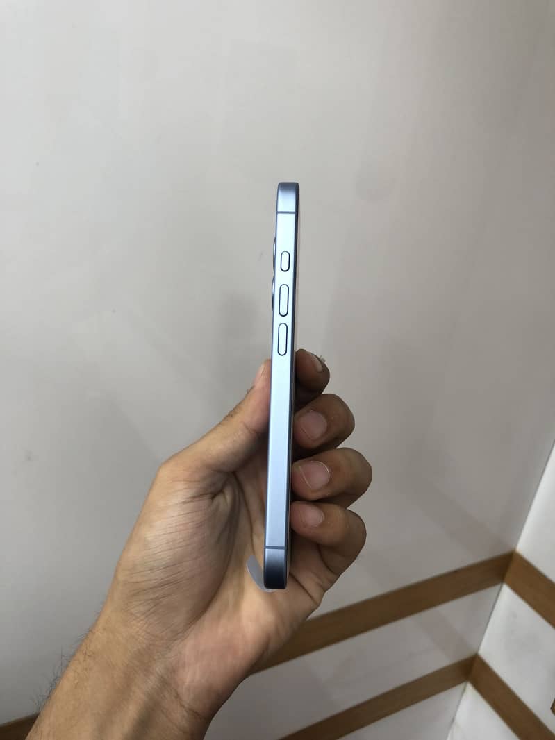 Apple iPhone 17 1