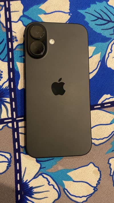 Apple iPhone 16