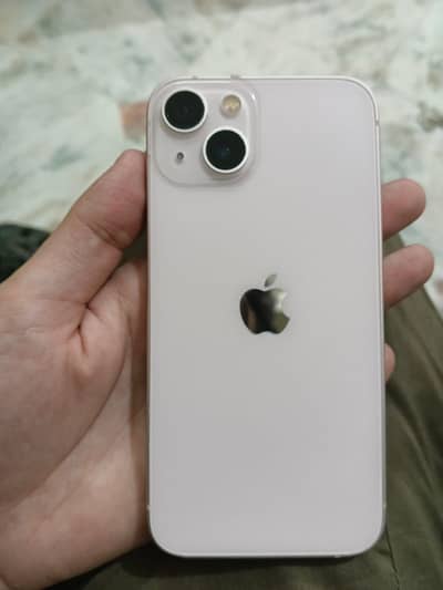 Apple iPhone 13