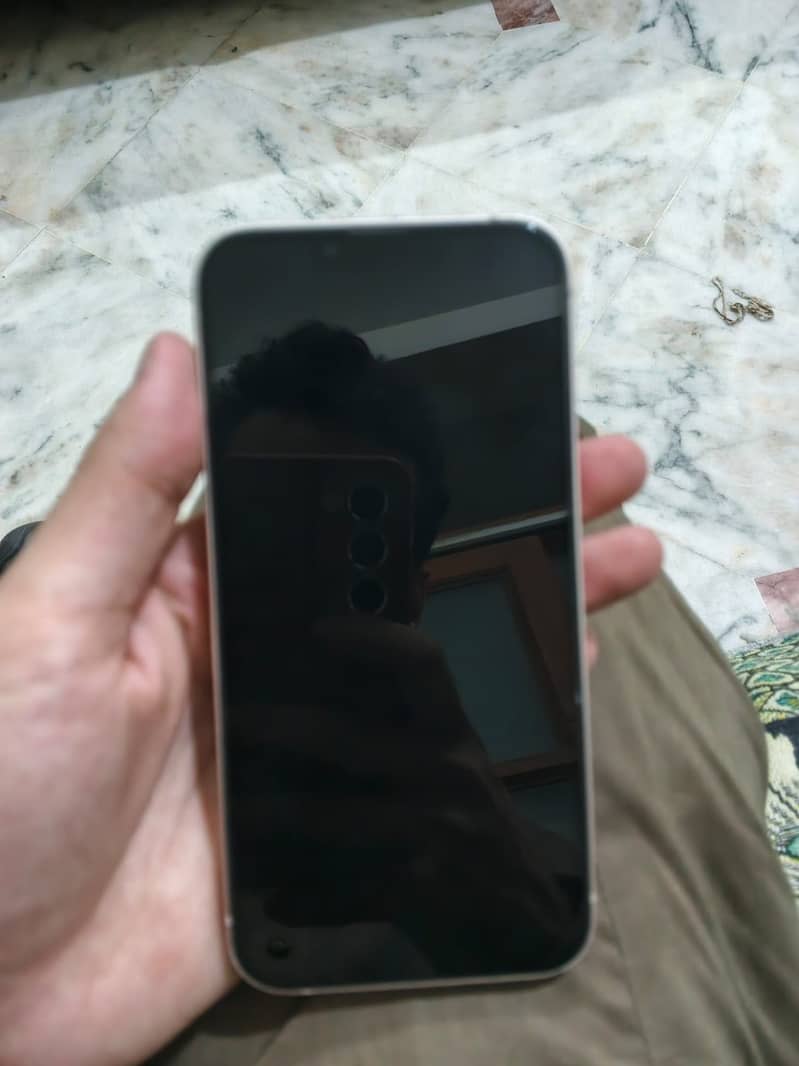 Apple iPhone 13 3