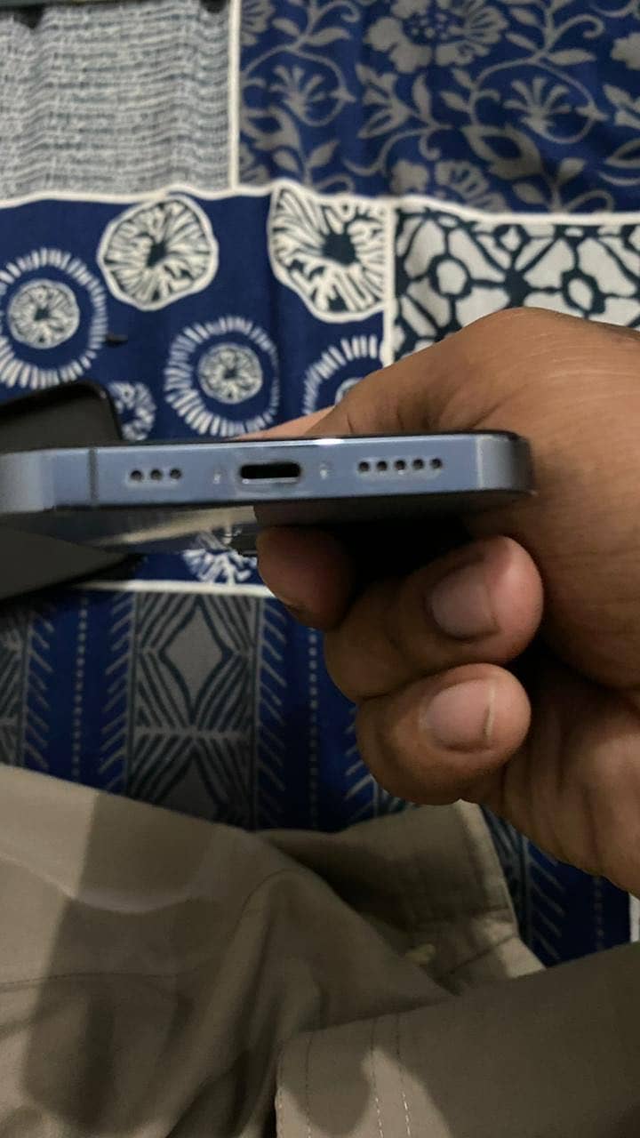 Apple iPhone 13 Pro 3