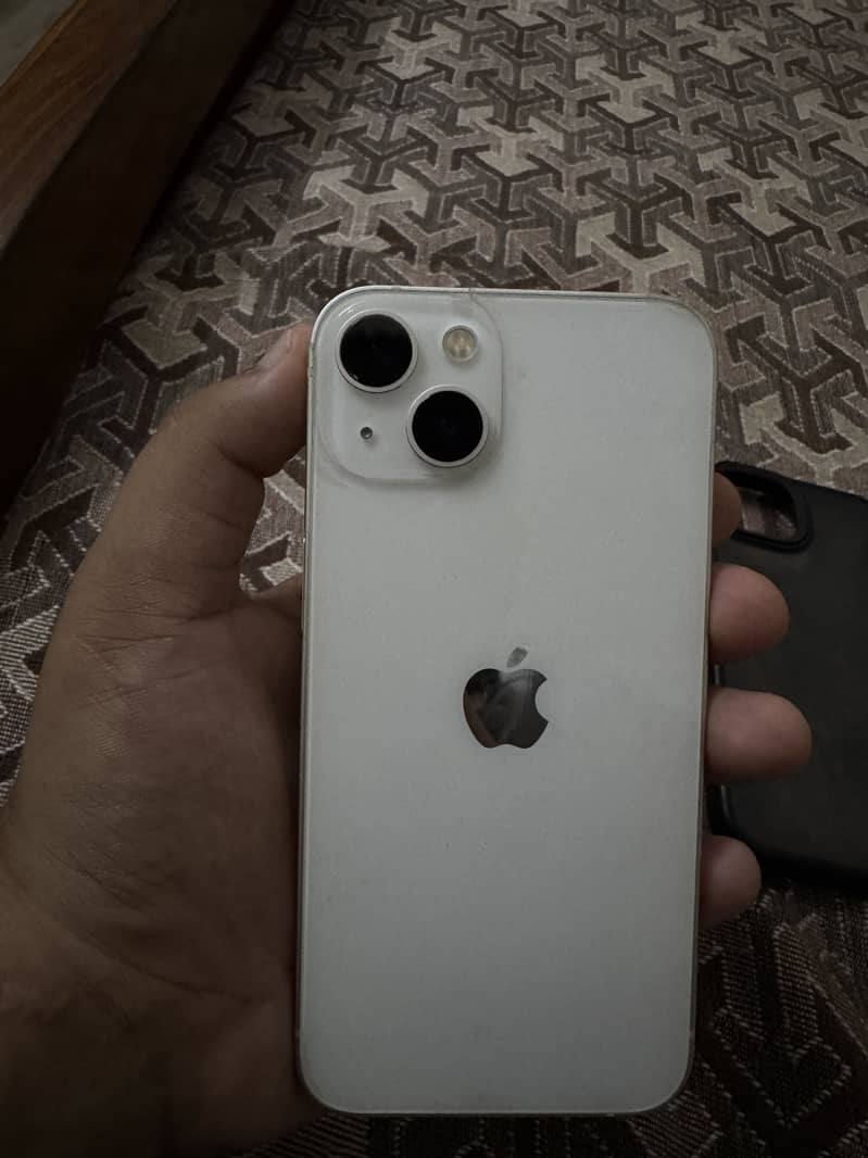 Apple iPhone 13 6