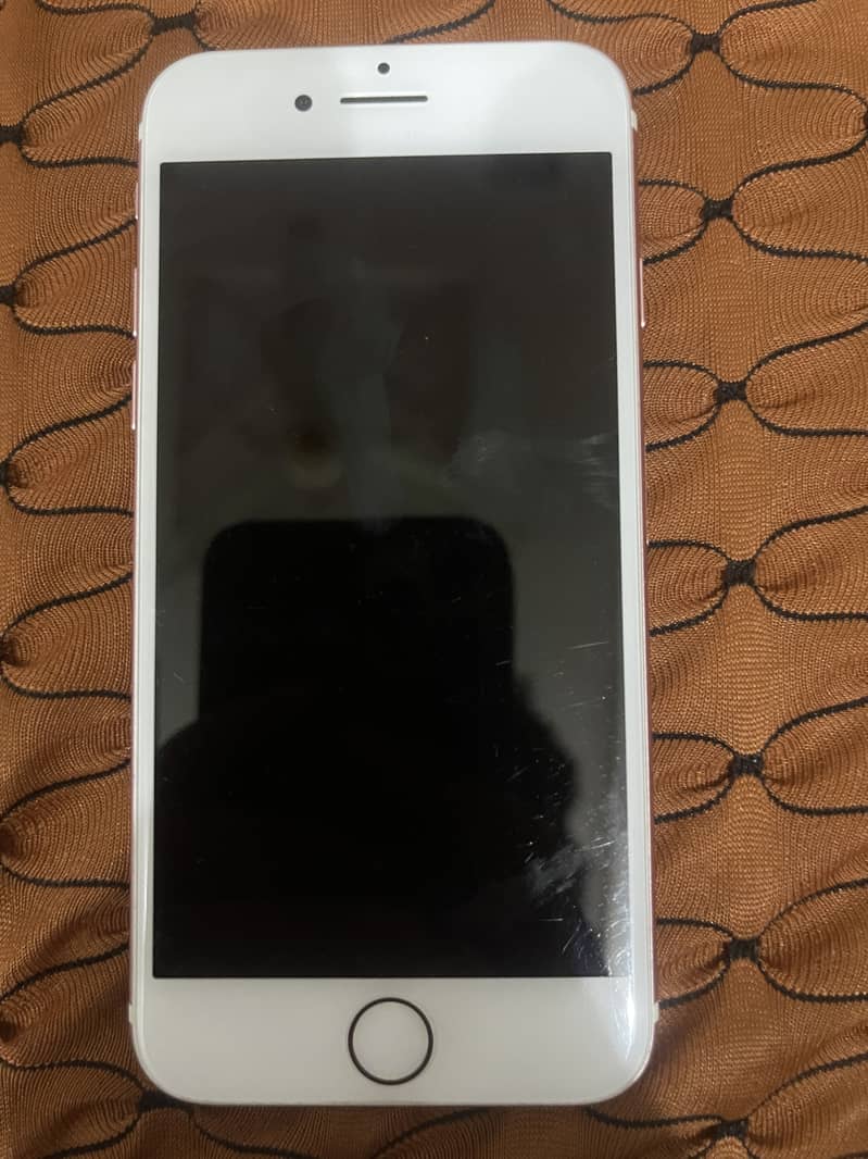 Apple iPhone 7 1