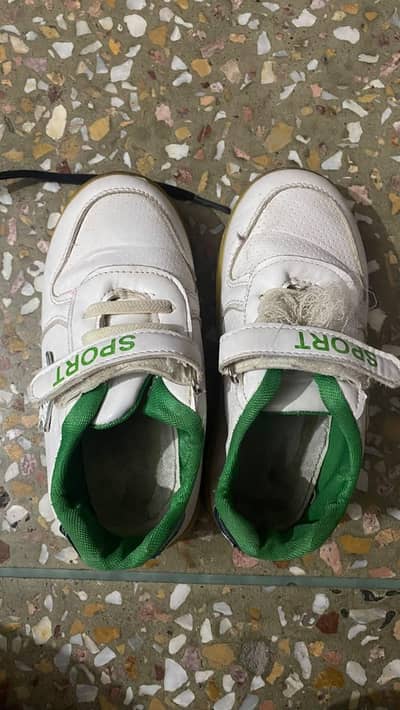 white light shoe