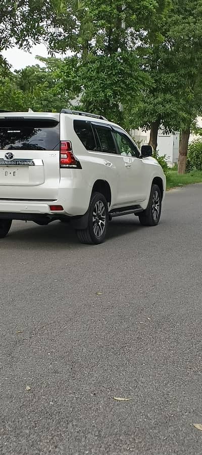 Toyota Prado 2022