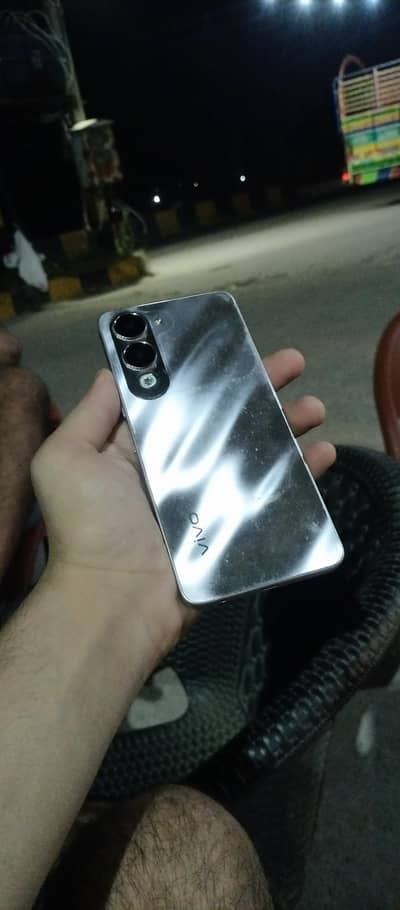 Vivo Y04