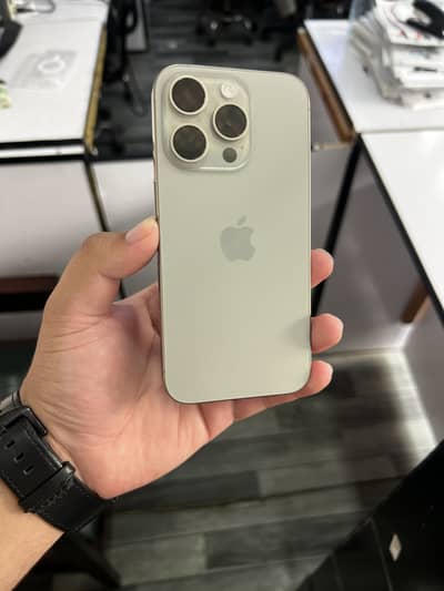 Apple iPhone 15 Pro