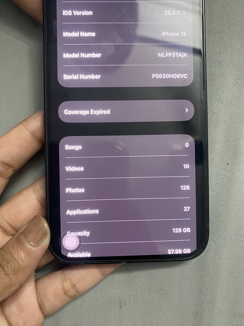 Apple iPhone 13 8