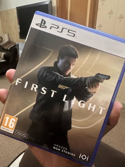 007 First Light PS5 for sale