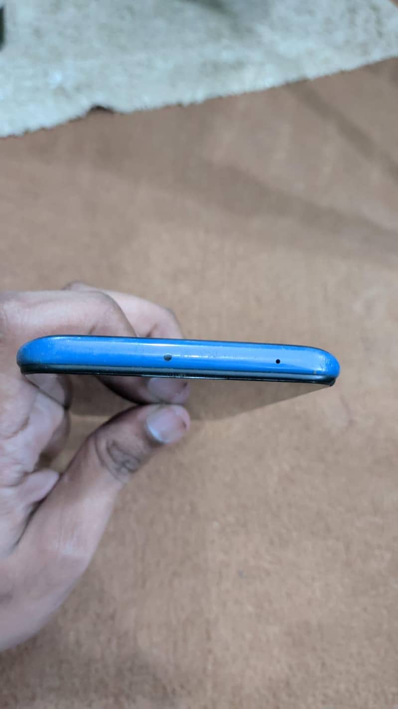 Xiaomi Redmi Note 9 5