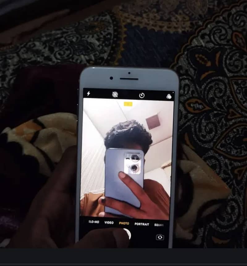 Apple iPhone 8 Plus 3