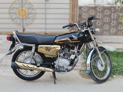 Honda CG 125 Gold Edition 03088862735