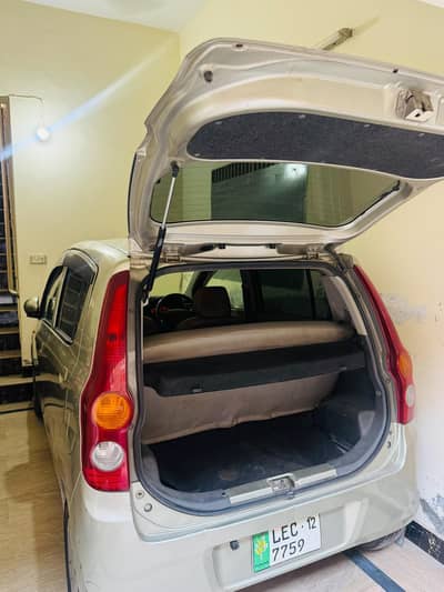 Daihatsu Mira 2012