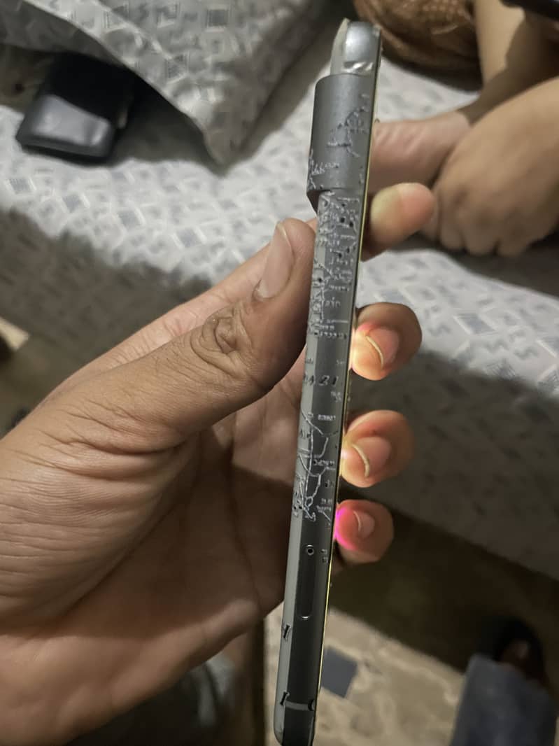Google Pixel 8 2