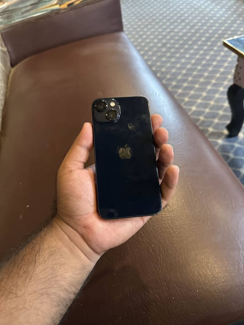 Apple iPhone 13 0