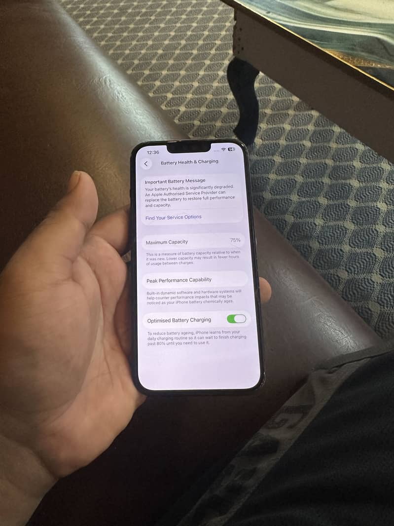 Apple iPhone 13 5