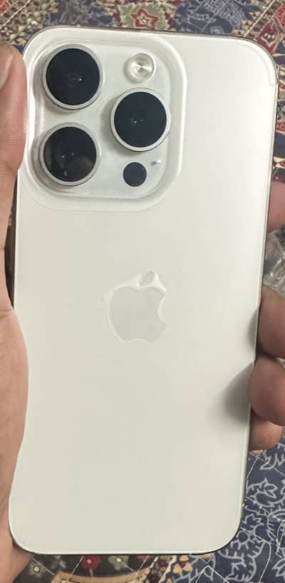 Apple iPhone 15 Pro
