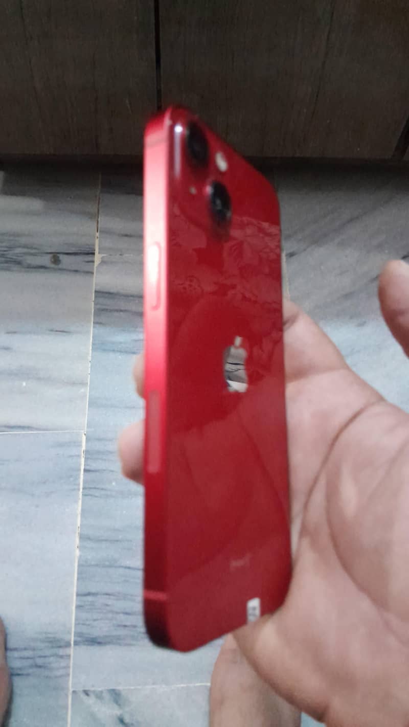 Apple iPhone 13 1