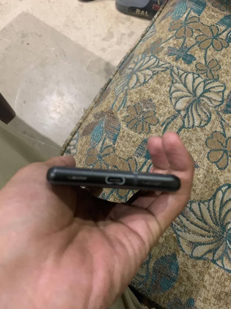 Google Pixel 6a 4