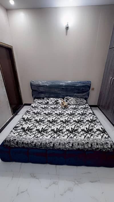 new bed 1 month used