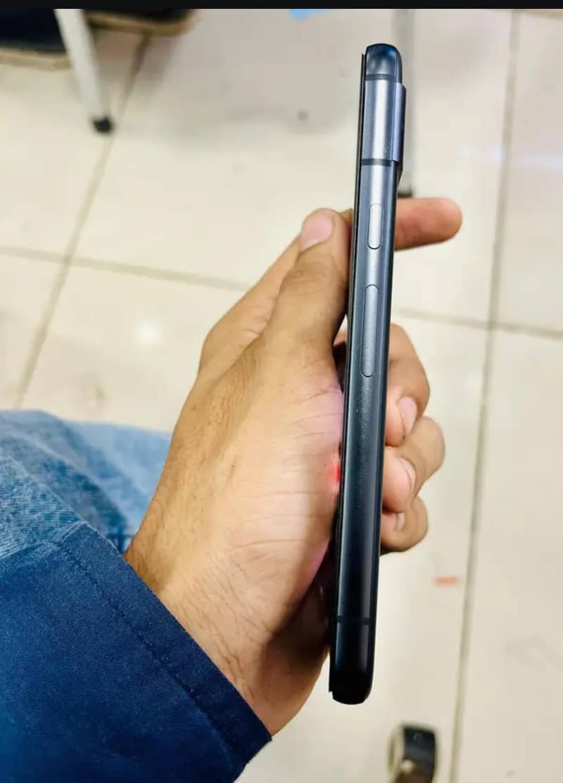 Google Pixel 8a 2