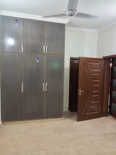 6 Marla Ground Portion For Rent
