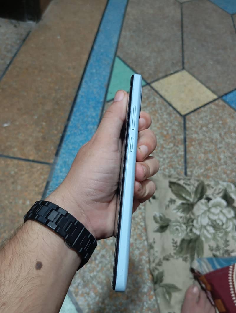 Xiaomi Redmi A2 Plus 3