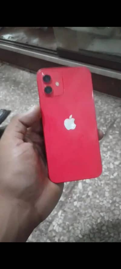 Apple iPhone 12