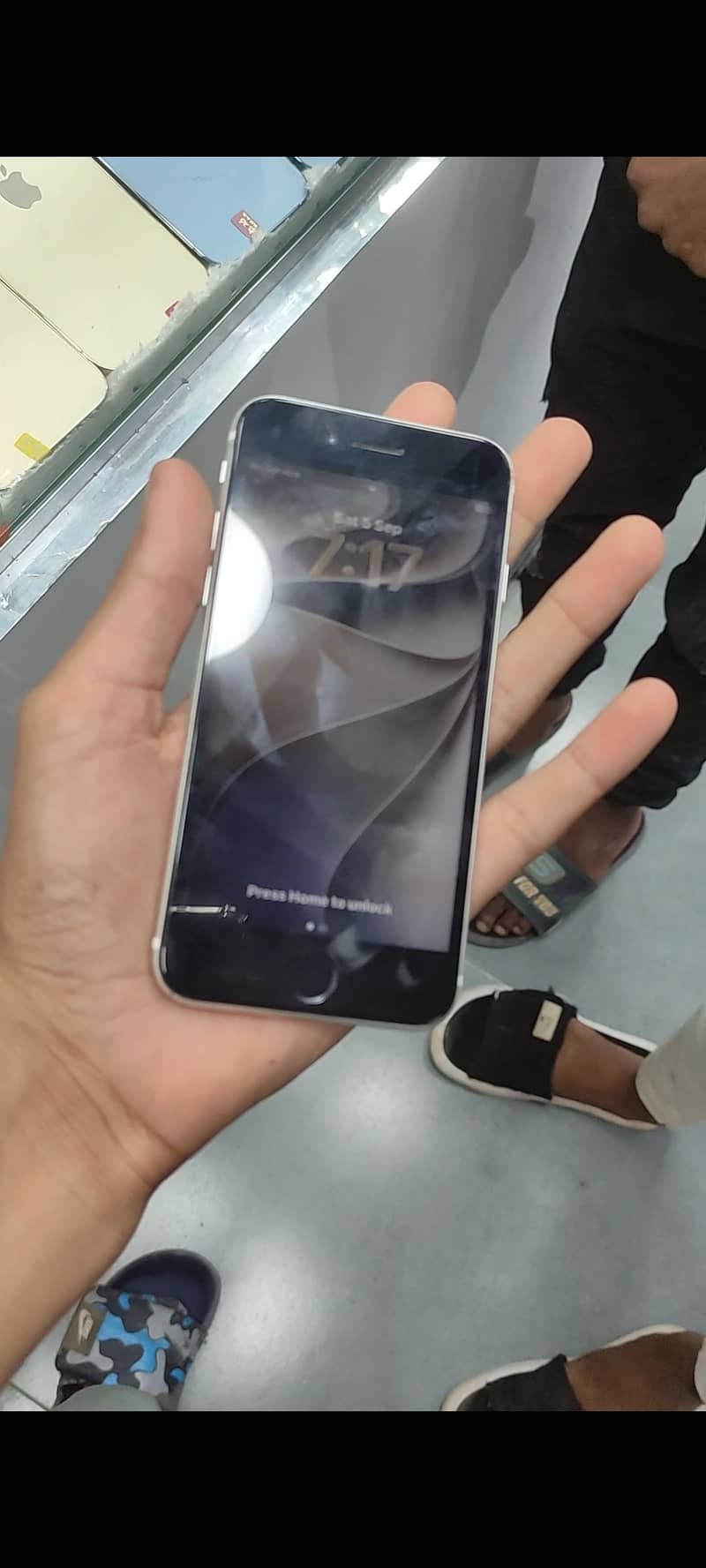 Apple iPhone SE 4