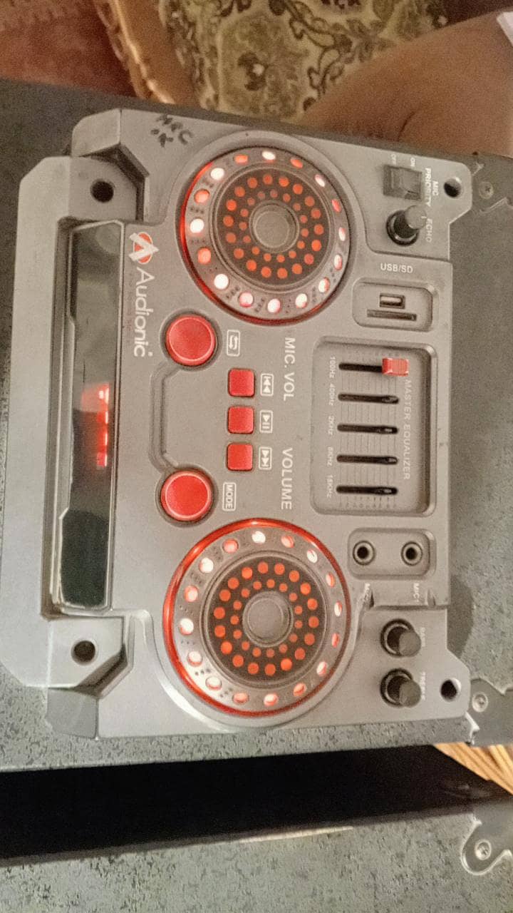 Audionic DJ 400 2