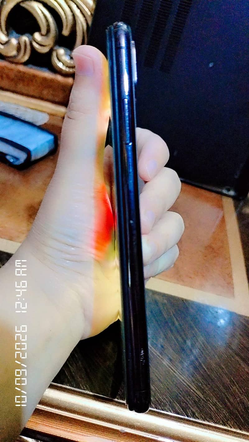 Apple iPhone XS Max 6