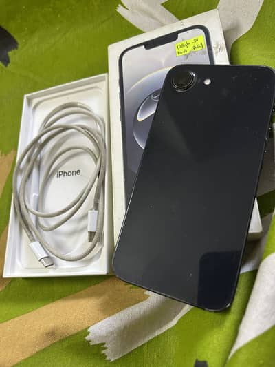 Apple iPhone 16e 128GB complete box