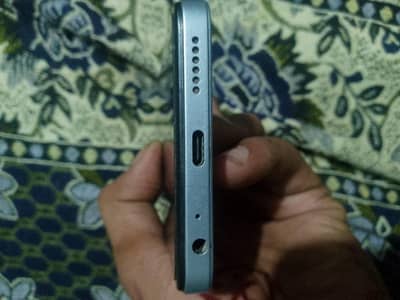 Tecno spark go