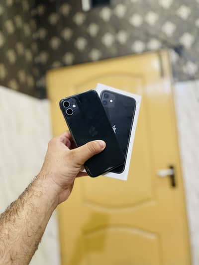 Apple iPhone 11 0313/4618/711 contact on this number