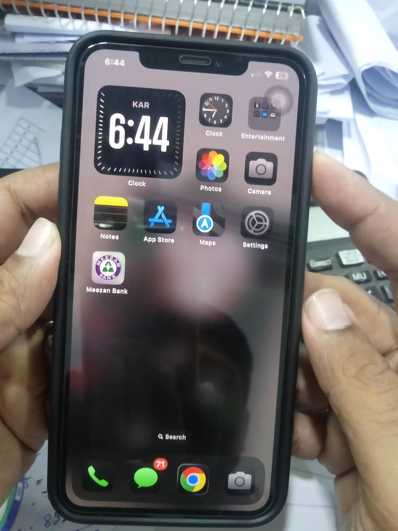 Apple iPhone XS Max 5