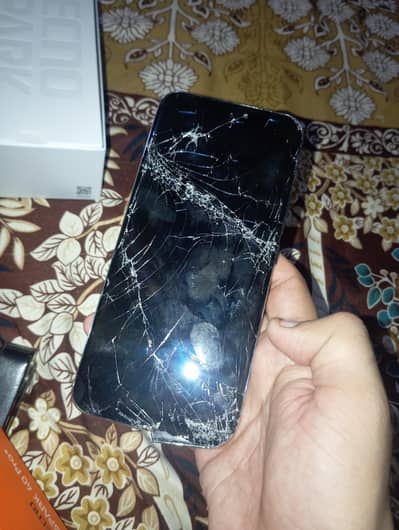 Spark 40 pro+ Techno